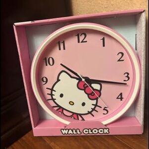 Hello kitty wall clock